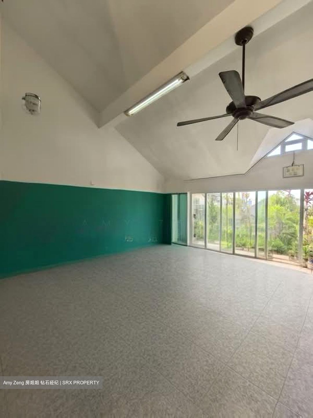 Opera Estate (D15), Terrace #579556861
